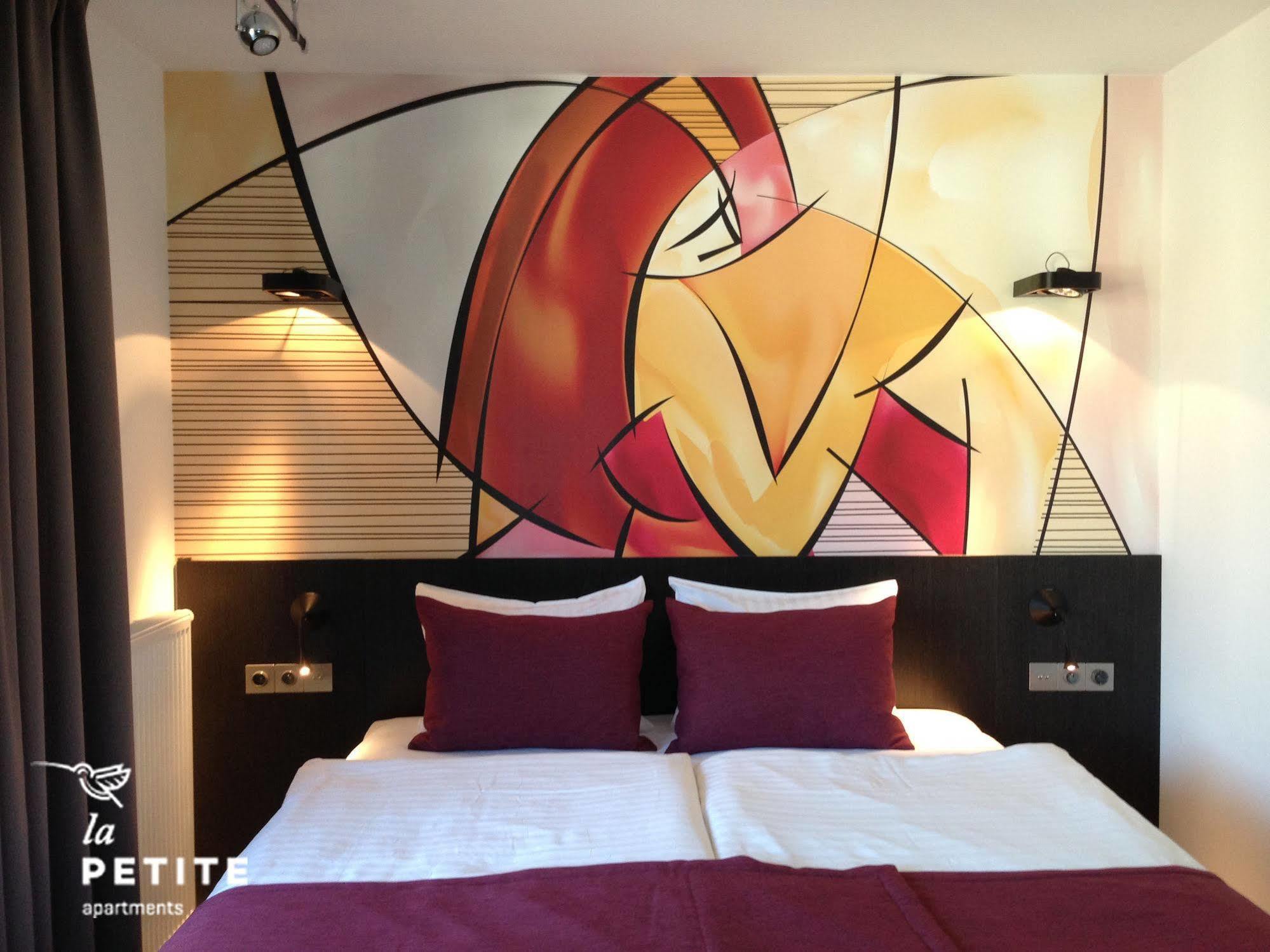 La Petite Apartments Gdansk Luaran gambar