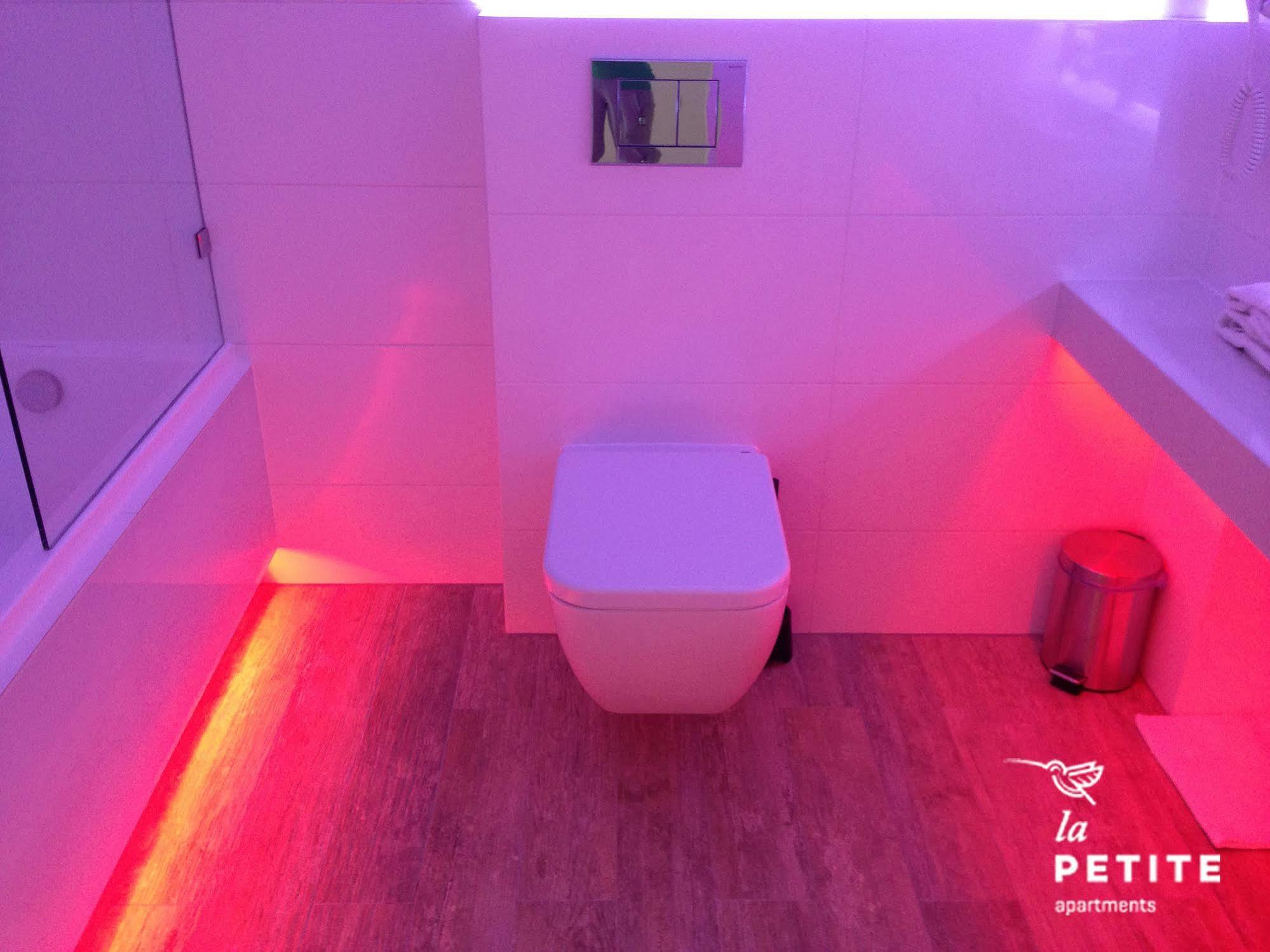 La Petite Apartments Gdansk Luaran gambar