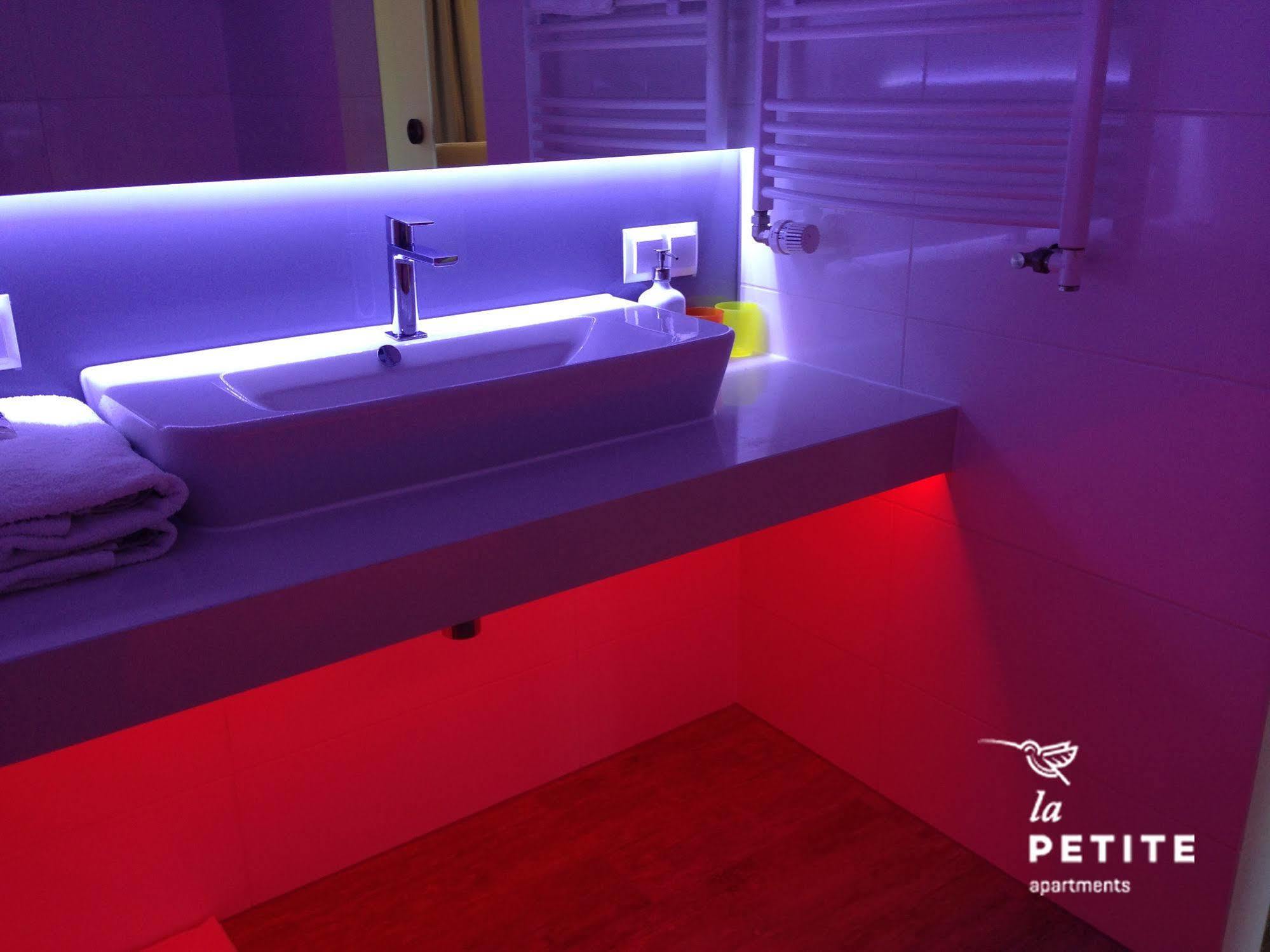 La Petite Apartments Gdansk Luaran gambar